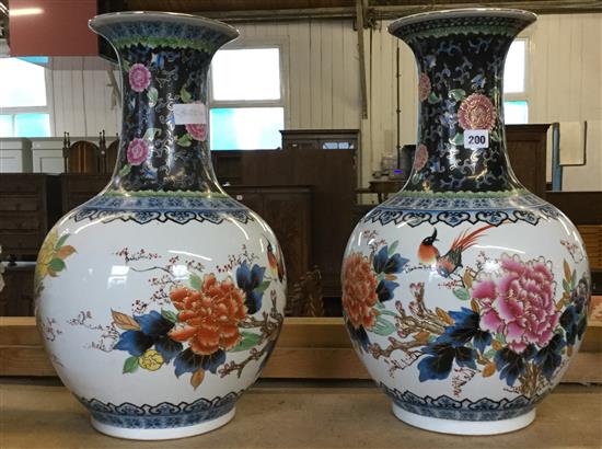 Pair modern Oriental vases